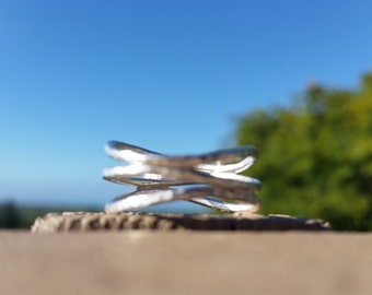 Sterling silver 3 waves ring.