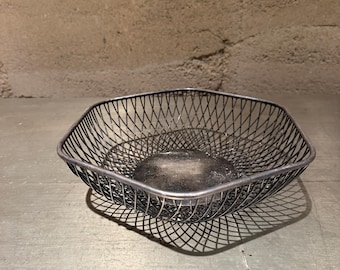 Gorham Hexagon Silver Plate Wire Basket, Mid-Century Modern, USA, 1960s