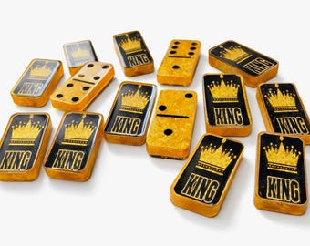 Handmade King Resin Domino Set – Black Gold Glitter Luxury Game Night Gift