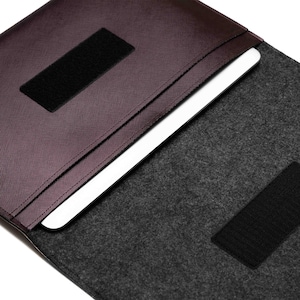 Vegan Leather MacBook Sleeve with Pocket | Soft Felt Interior | Handmade Laptop Case | Custom Size Available for 13"- 17" Laptop