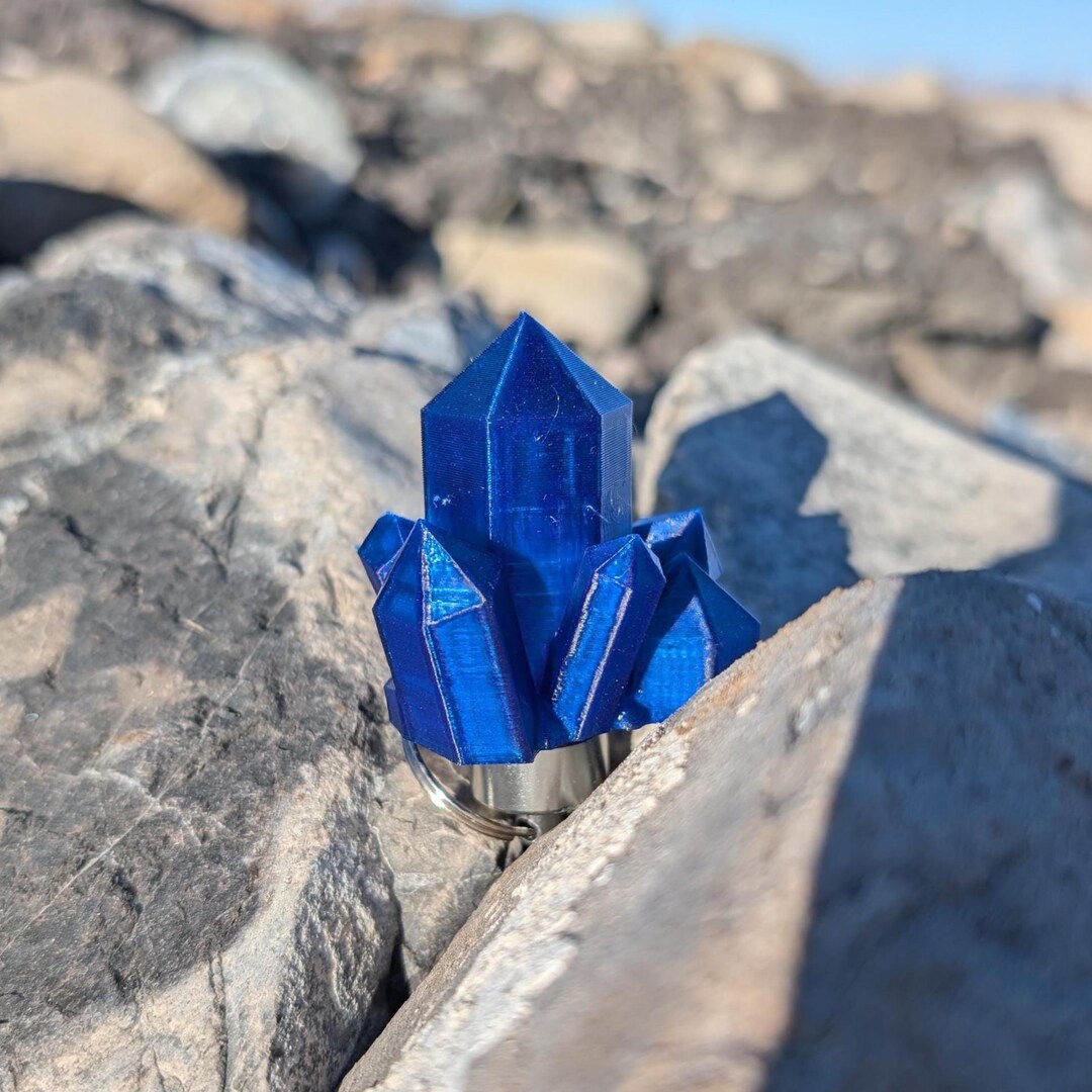 Crystal Outcrop Geocache Container – Micro Quartz-style Favorite Hide ...