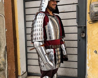 Set di armatura da samurai giapponese fatto a mano / Costume da samurai in acciaio / Elmo Kabuto / Armatura da guerriero medievale / Set di abbigliamento per cosplay, LARP e Halloween