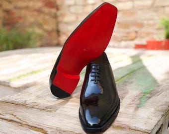 Scarpe nere senza cuciture, realizzate a mano - Eleganti scarpe con suola rossa di lusso
