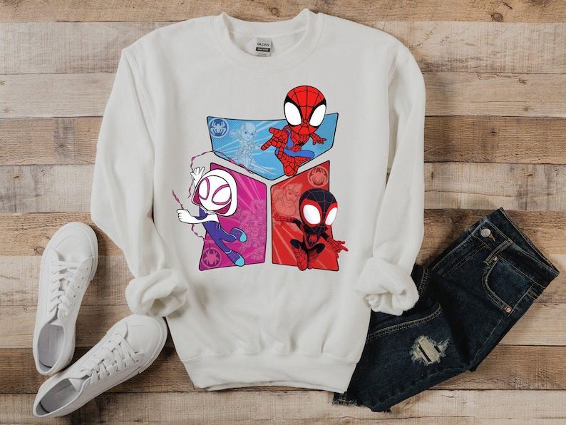 vintage sweat-shirt rétro Spidey et Amazing Friends, sweat-shirt Spidey anniversaire de famille, sweat-shirt maman Spidey, sweat-shirt réunion Spidey image 1
