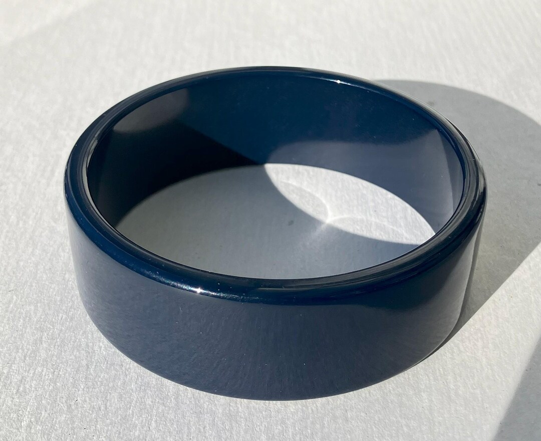 ヴィンテージ ルーサイト バングル - ダークブルー - Etsy 日本