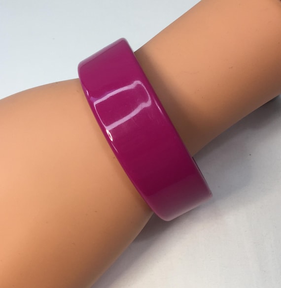 Vintage Lucite Bangle, Raspberry Bangle - image 6