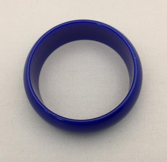 ヴィンテージ ルーサイト バングル - ブライトブルー - Etsy 日本