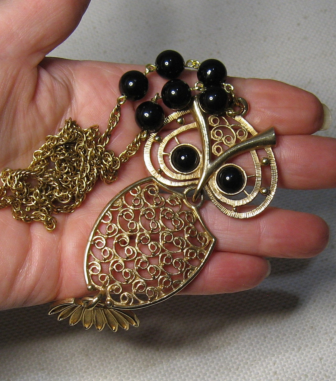 Sarah coventry owl necklace discount