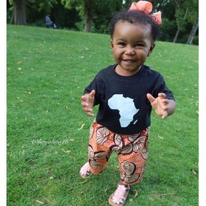 Kids tshirt/ Afrika kaart T-shirt / childrens top / bedrukte kids top / Afrikaanse Afrikaanse tshirt - White Africa Map