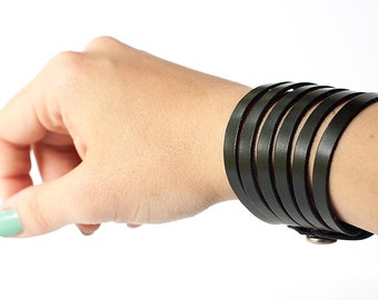 Leather Bracelet / Original Sliced Cuff / Black