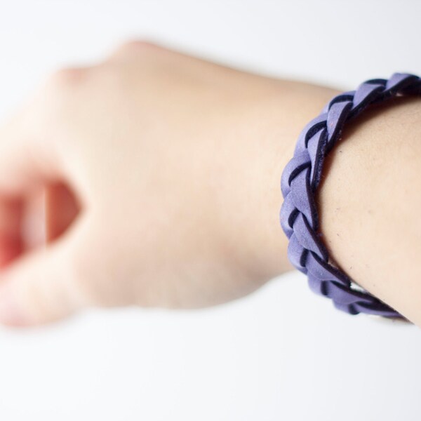 Braided Leather Bracelet / Purple Nubuck