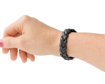 Braided Leather Bracelet / Deep Black