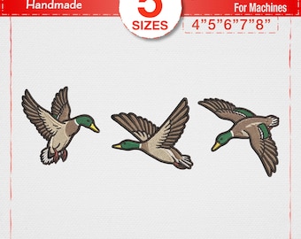 Broderidesign för flygande anka, maskinbroderifil för gräsand, mönster för jaktande djur, digitalt broderi av utomhusnatur