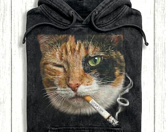 Camiseta Comfort Colors Lucky Cats Smoking, camiseta divertida y atrevida con gato guiñando un ojo, sudadera vintage streetwear con estampado de gatito, para amantes de los gatos con un toque sarcástico y genial.