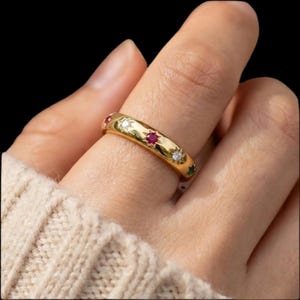 14K Gold Ruby Quartz Ring • Vintage Starburst Band