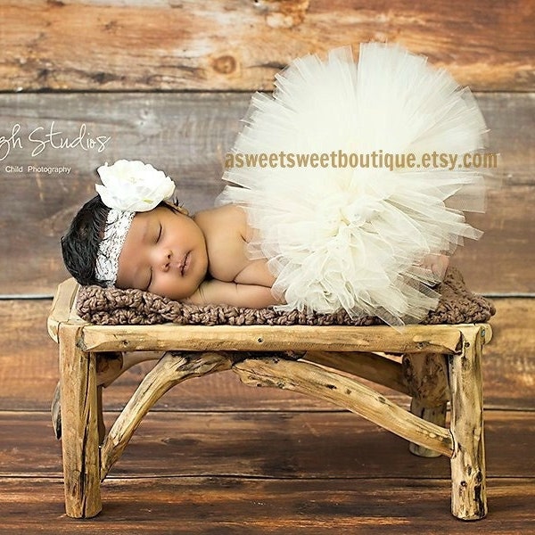 Newborn Girl Photoshoot Outfit, Ivory Newborn Tutu, Baby Girl Tutu, Newborn Tutu And Flower Headband,  Newborn Photo Prop Girl, Baby Gift