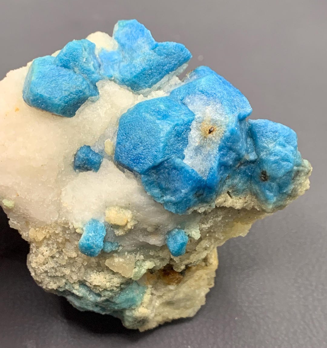 Fluorescent Blue Hackmanite Afghanistan Mineral (236 Gram) - Etsy