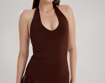 Brown woman dancewear