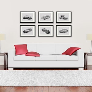 6er Set gerahmte Limited Edition Prints von kultigen &#39;Classic Cars of the 60&#39;&#39;&#39; originalgetreu reproduziert aus Bleistiftzeichnungen von Tony Regan