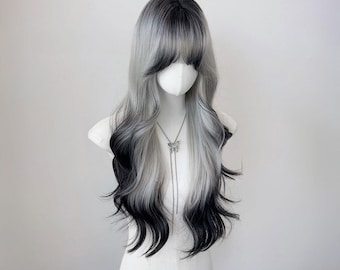 Parrucca lunga ondulata grigio-nera con frangia – Parrucca sintetica a strati morbidi per donna – Parrucca da cosplay, regalo per uso quotidiano o per feste