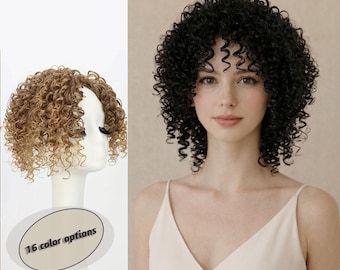 Topper per capelli corti e ricci con frangia per donna, effetto naturale, sintetico, resistente al calore, con clip, disponibile in 16 colori.
