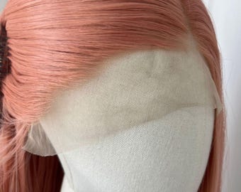Parrucca cosplay rosa pompelmo, lunga, liscia, con frontale in pizzo, rosa pastello, stile anime, con attaccatura dei capelli realizzata a mano, unisex, per feste cosplay.
