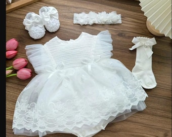 Baby Girls Lace Dress, Baby Christening Gown Christening Dress, Girls Baptism Dress Gown, Infant Lace Blessing Gown Dedication Set Bonnet