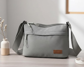 Borsa a tracolla impermeabile in nylon, design leggero, stile minimalista, casual, accessorio da viaggio quotidiano, borsa a tracolla, resistente all'acqua