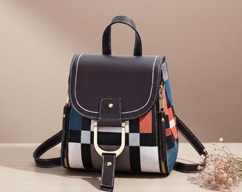 Mochila de cuero a cuadros, bolso escolar, accesorio de moda, uso diario, mochila de viaje, tamaño pequeño, mini bolso, diseño elegante, bonito cierre de cremallera.
