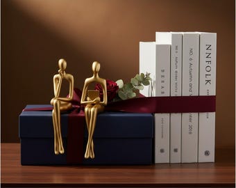 Gold Thinker Statue – Modern Figurine Sculpture for Bookshelf Shelf Table Desk Living Room Decor
