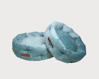 Mint Luxury Plush Dog Bed Handmade in Austria, Washable Soft Pet Bed Small Medium Dogs, Modern Designer Dog Furniture MARSHMALLOW