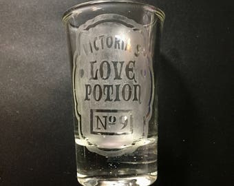 Love potion no 9 | Etsy