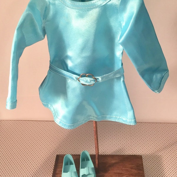 Vintage IDEAL 1970 Crissy & Family shiny turquoise  blue dress complete with belt and matching shoes worn by Crissy when released in 1970