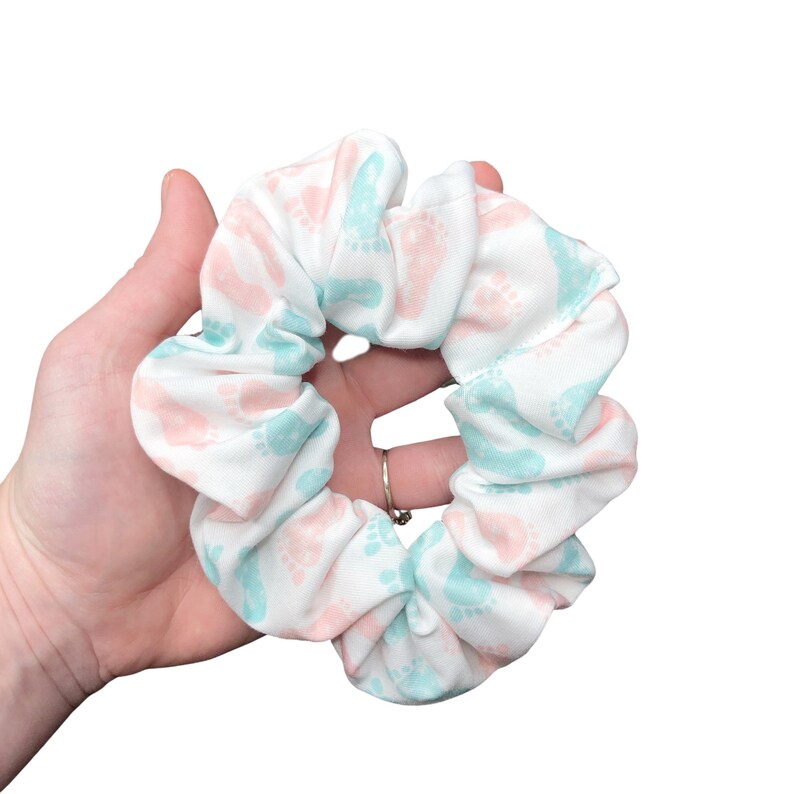 Baby Footprint Scrunchie Nurse Print, Labor and Delivery Hair Accessory OBGYN Gift for Her Pastel Pink and Blue Baby Nurse Gift image 5