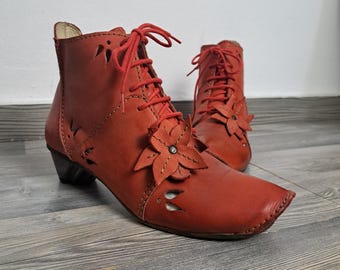 Vintage Red Leather Rovers Ankle Boots | Fairycore Pixie Lace Up Booties | Whimsigoth Floral Cutout Boots | Avant Garde Goth | EU 38-39