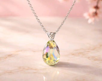 Collar con colgante de cristal Swarovski, cristal facetado multicolor en forma de almendra, cadena bañada en plata, joyería brillante hecha a mano, regalo para ella.
