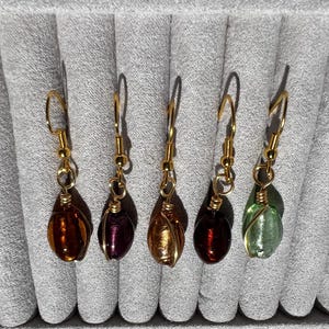 Beading wire earrings with glass beads and stainless steel, handmade earrings, bohemian style, delicate earrings