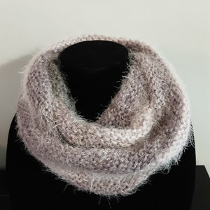 Sweet Lullabiez Kids Pink & Gray Soft Fuzzy Infinity Scarf Cowl Hand Knit 11 12
