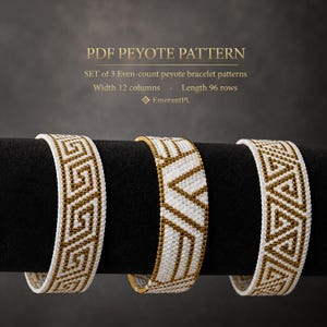 Pode incluir: Um conjunto de três padrões de pulseira peyote de contagem par com designs geométricos em branco e dourado. O texto diz PDF PEYOTE PATTERN, SET of 3 Even-count peyote bracelet patterns, Width 12 columns, Length 96 rows, e EmerantPL.