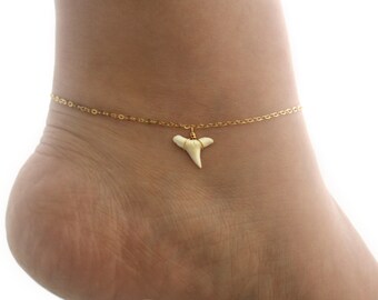 Natural Shark Tooth Anklet, Dainty Gold Anklet for Women, Gold Ankle Bracelet, Gold Charm Anklet Thin Gold Anklet, Boho Summer Beach Jewelry