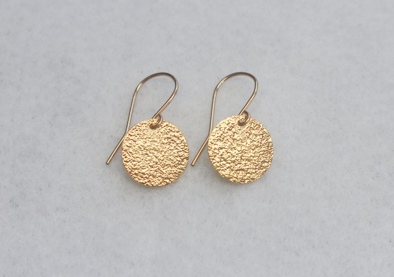 Textured Gold Disc Earrings, Hammered Gold Disc Earrings, Dangling Gold Earrings, Dainty Gold Drop Earrings, 14k Gold Filled Circle Earrings image 2