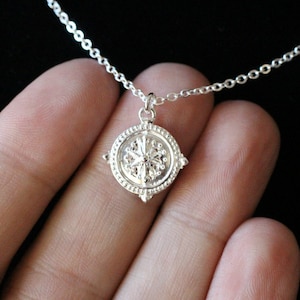 Sterling Silver Compass Necklace, Dainty Sterling Silver Charm Necklace, Sterling Silver North Star Necklace, Silver Wanderlust Necklace