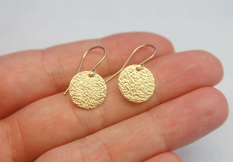 Textured Gold Disc Earrings, Hammered Gold Disc Earrings, Dangling Gold Earrings, Dainty Gold Drop Earrings, 14k Gold Filled Circle Earrings image 3