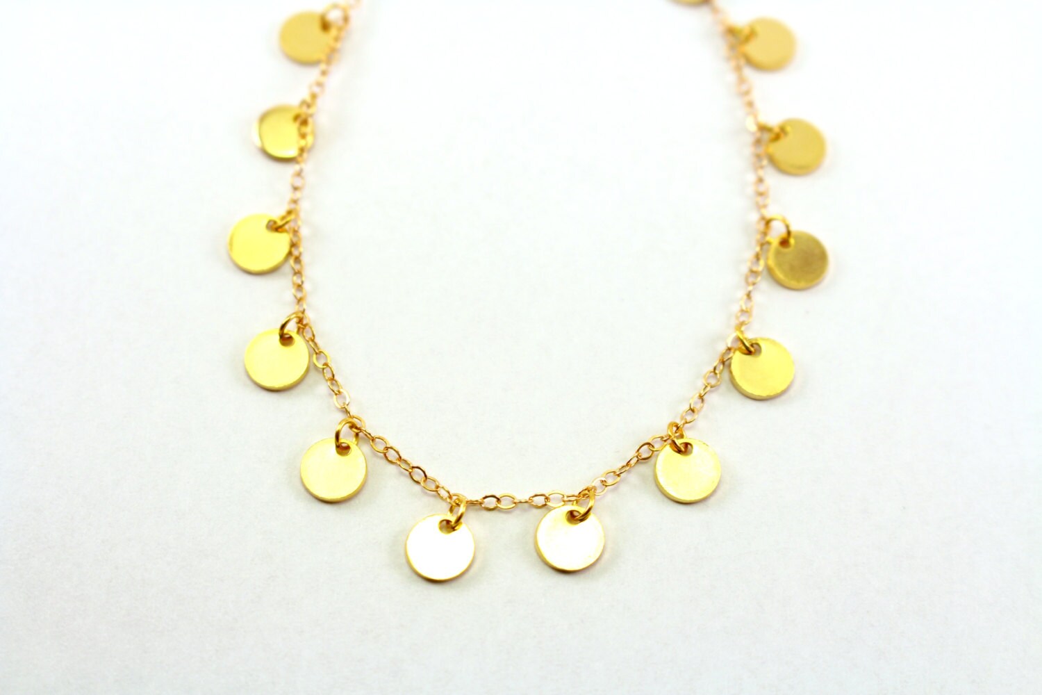 アンクレット Hammered 18K Gold Disc / Round Charm & 10K Gold Chain Anklet il_1080xN.1051280689_pckl.jpg