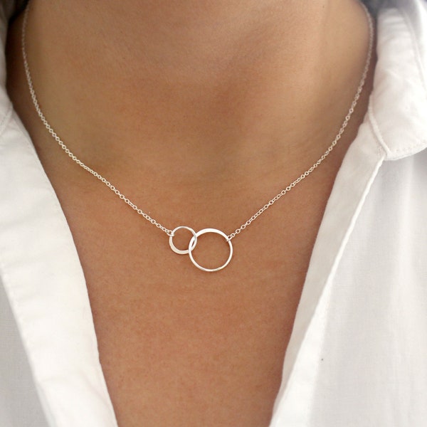 Sterling Silver Infinity Necklace, Interlocking Circle Necklace, Mother and Child Necklace, Mother Daughter Necklace, Double Circle Necklace