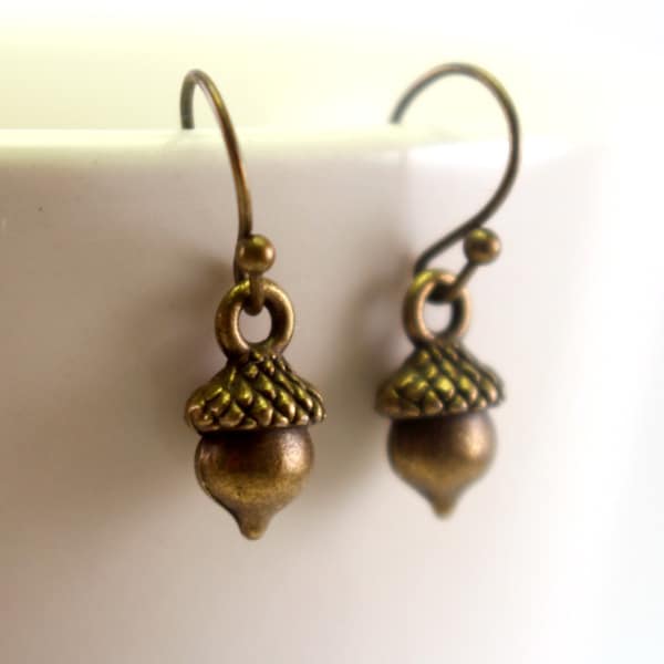 Dainty Acorn Earrings, Small Acorn Earrings, Tiny Dangling Earrings, Simple Natural Woodland Plant Jewelry, Antique Bronze Dangle Earings