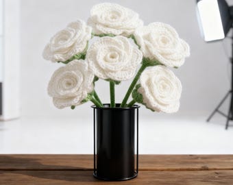 Crochet Rose Bouquet Pattern PDF – Realistic Flower Tutorial