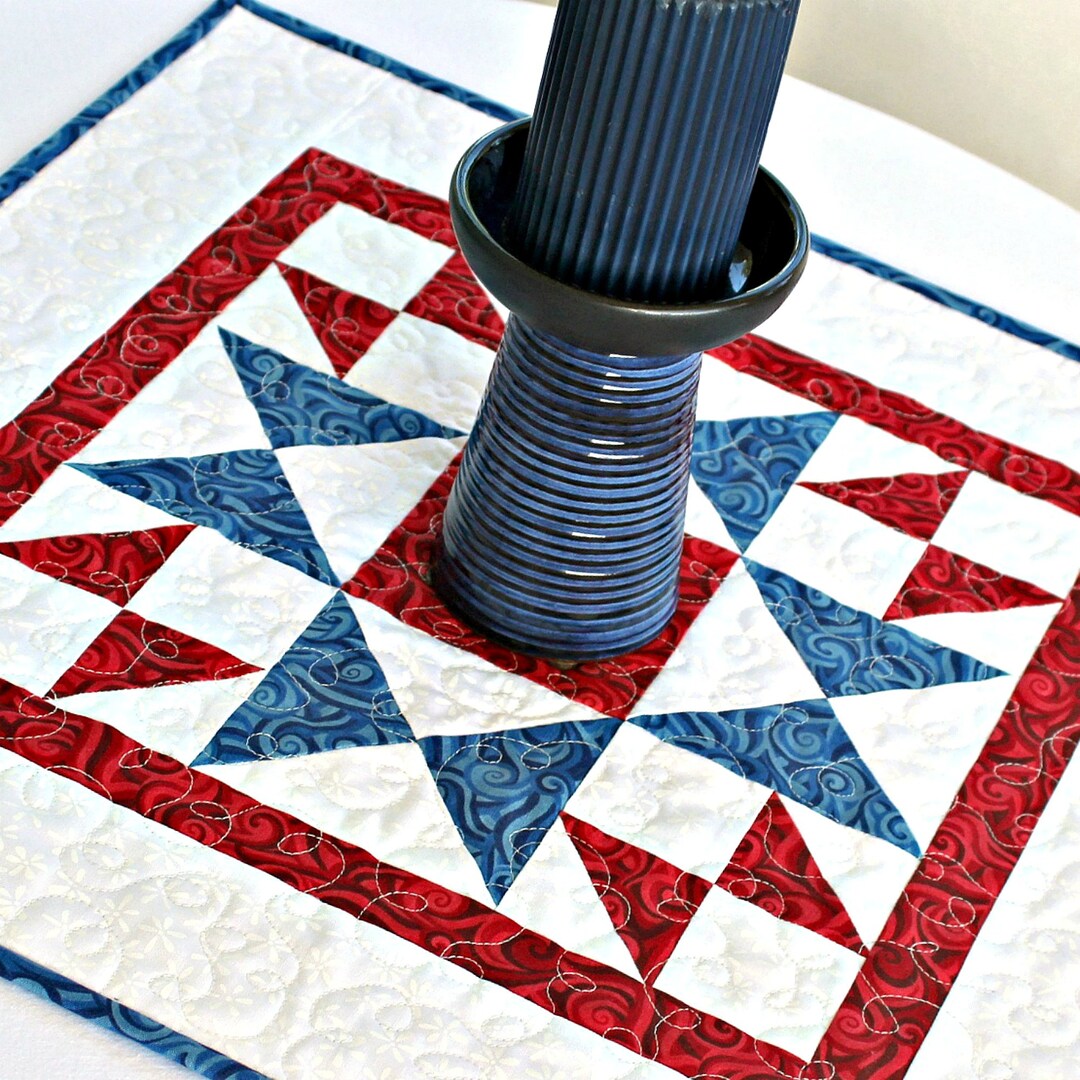 Colonial Banner Quilted Table Topper NCU0DQQ0653