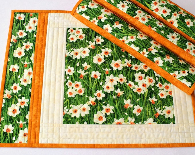 Quilted Easter Placemats 14x17.75 Daffodils Spring Etsy