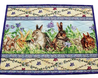 Quilted Rabbit Placemats, Easter Bunnies, Set of 2, 4 or 6 Table Mats, 18"x14"